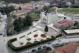 vista aérea Santiago Apóstol Medjugorje iglesia